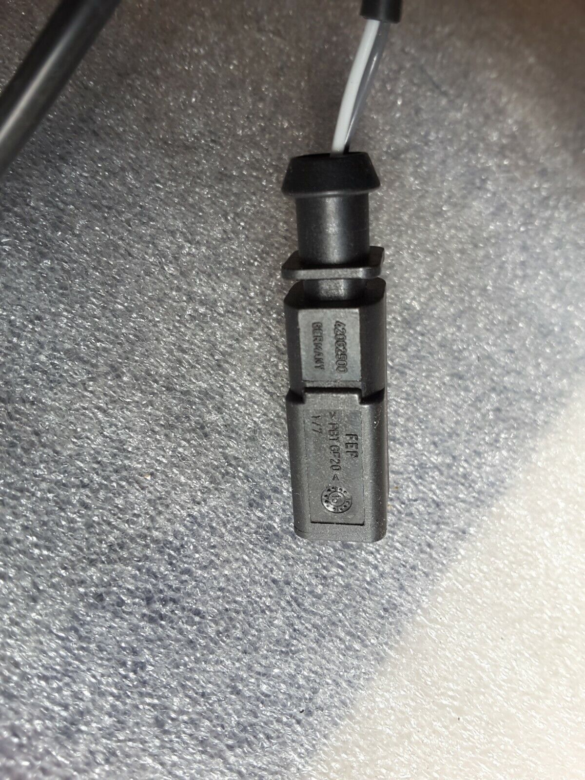 Abgastemperatur Sensor ORIGINAL METZGER ERSATZTEIL 0894122 AUDI A4 VW, B5 NEU.