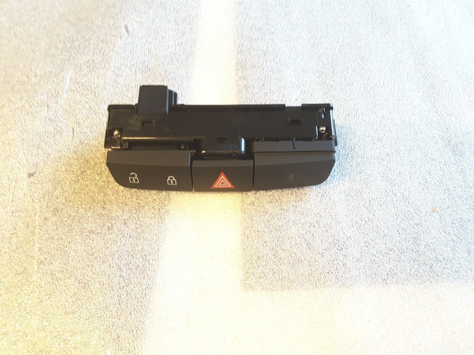 Hazard warning switch GENUINE OPEL Insignia 13297337 Black NEW.