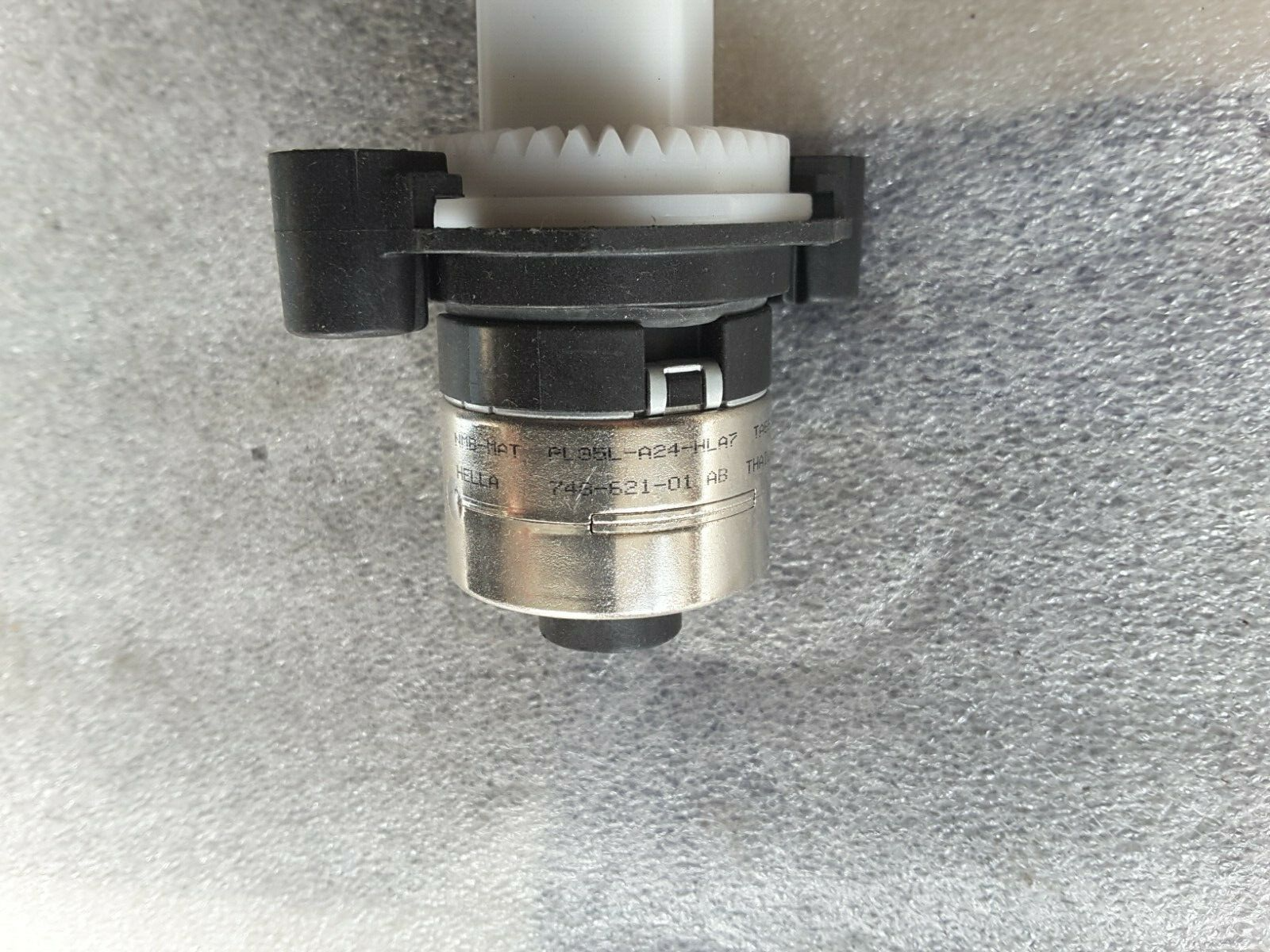 Actuator motor xenon headlight Audi A6 S6 4G C7 Original PL35L-A24-HLA7 NEW.