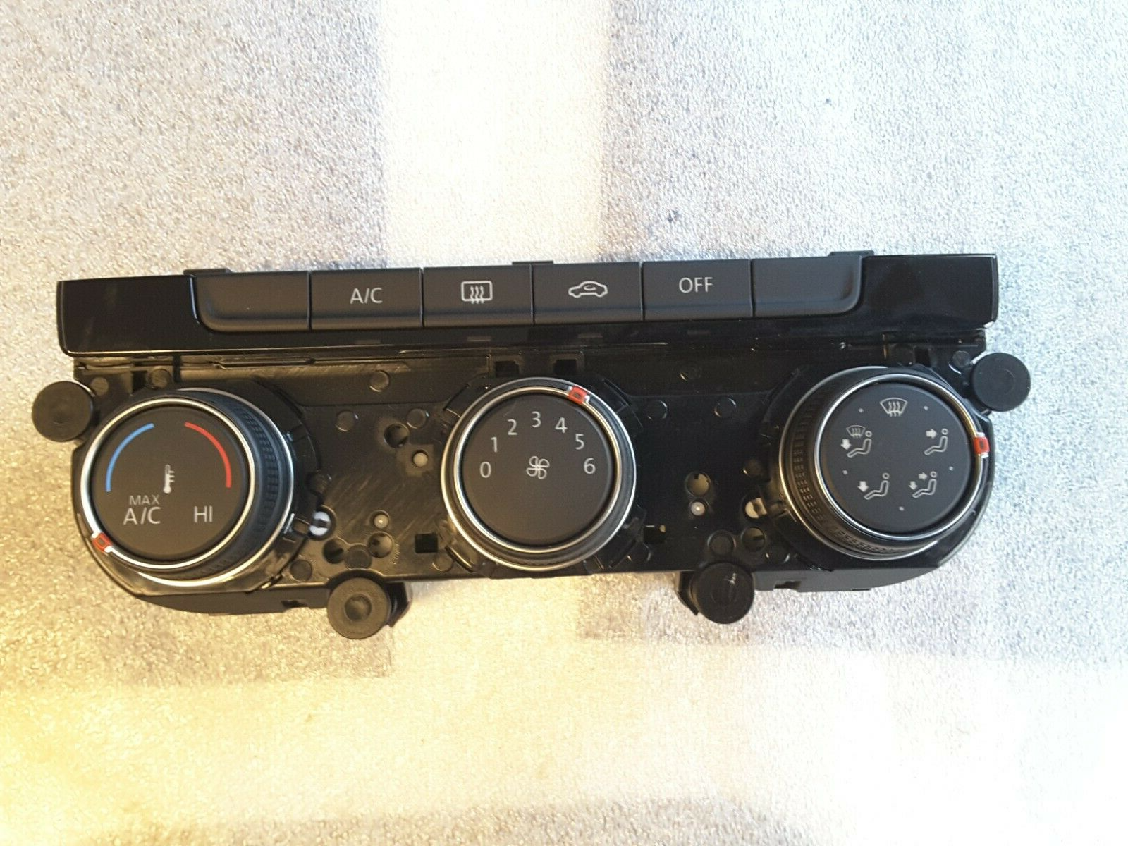 Klimabedienteil Sitzheizung Original VW Tiguan II 1A, 5NA907426C NEU.