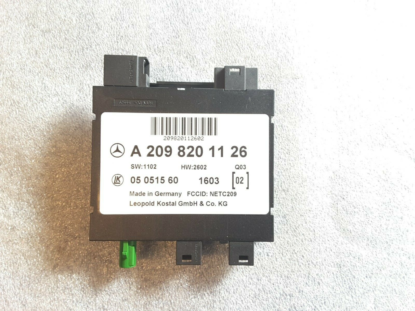 Antenna amplifier control module Mercedes W209, CLK500, A2098201126, A46 OEM NEW.