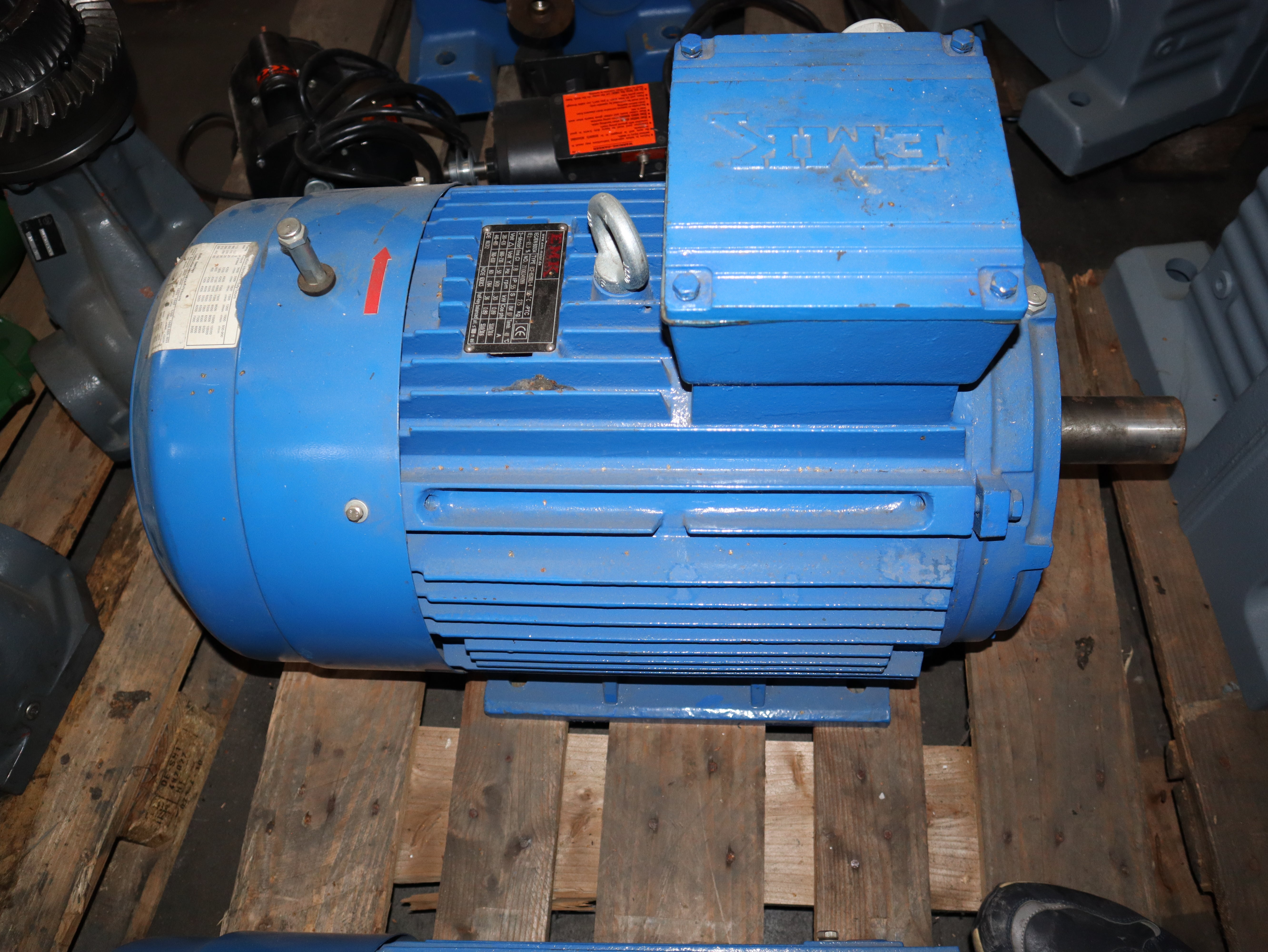 EMK Elektromotor Drehstrom 30kW 1475/min EC2-HS200L1-4 Neu